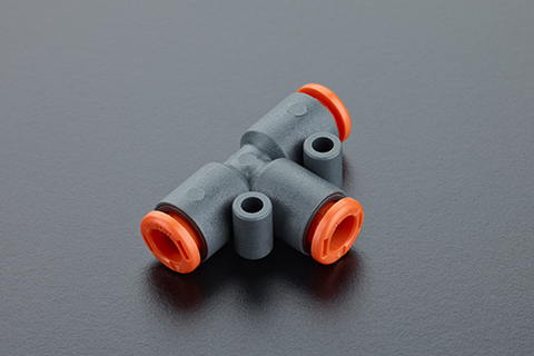 Pneumatic quick connector